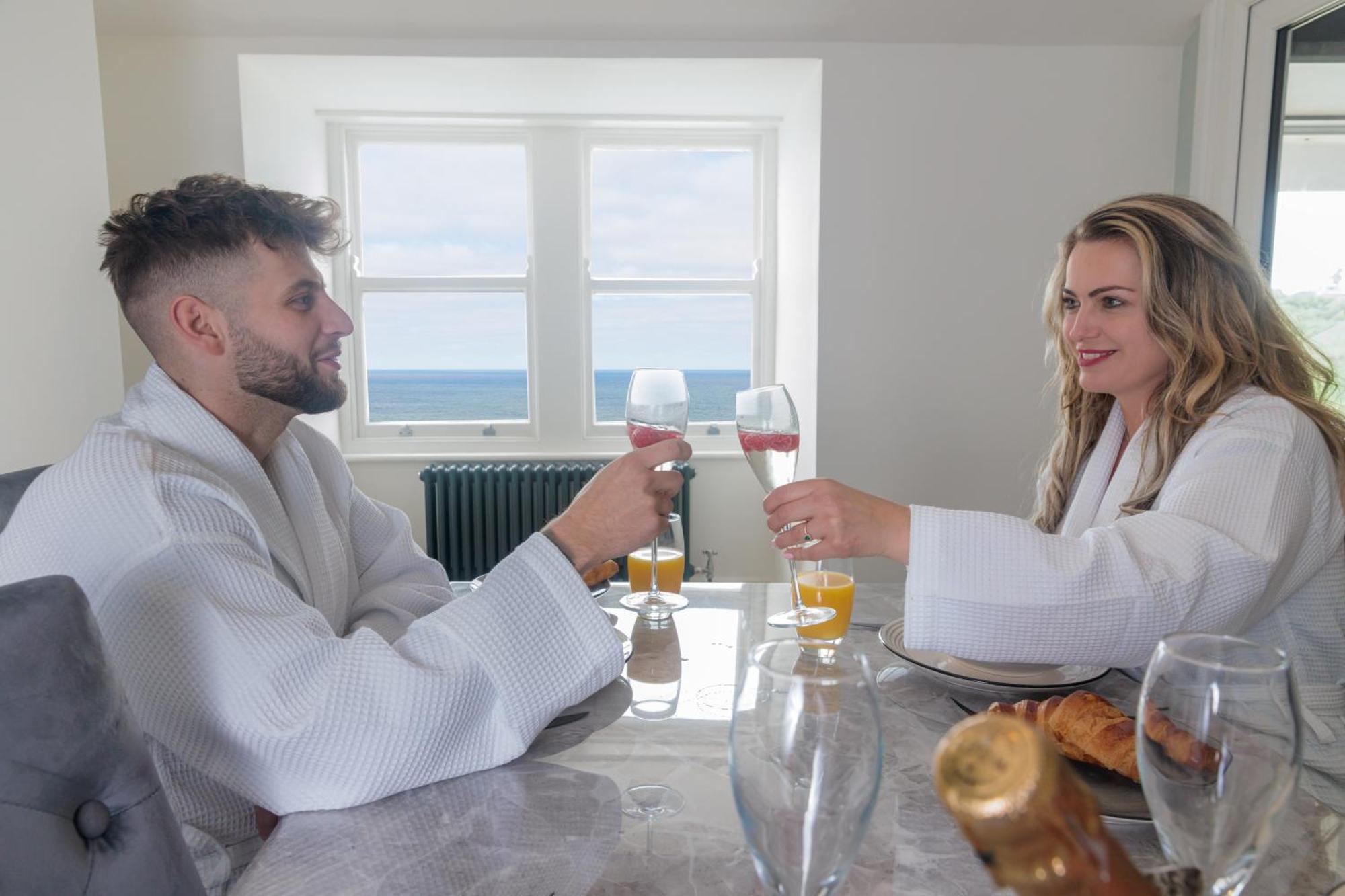 The Boat House Luxury Apartment Scarborough