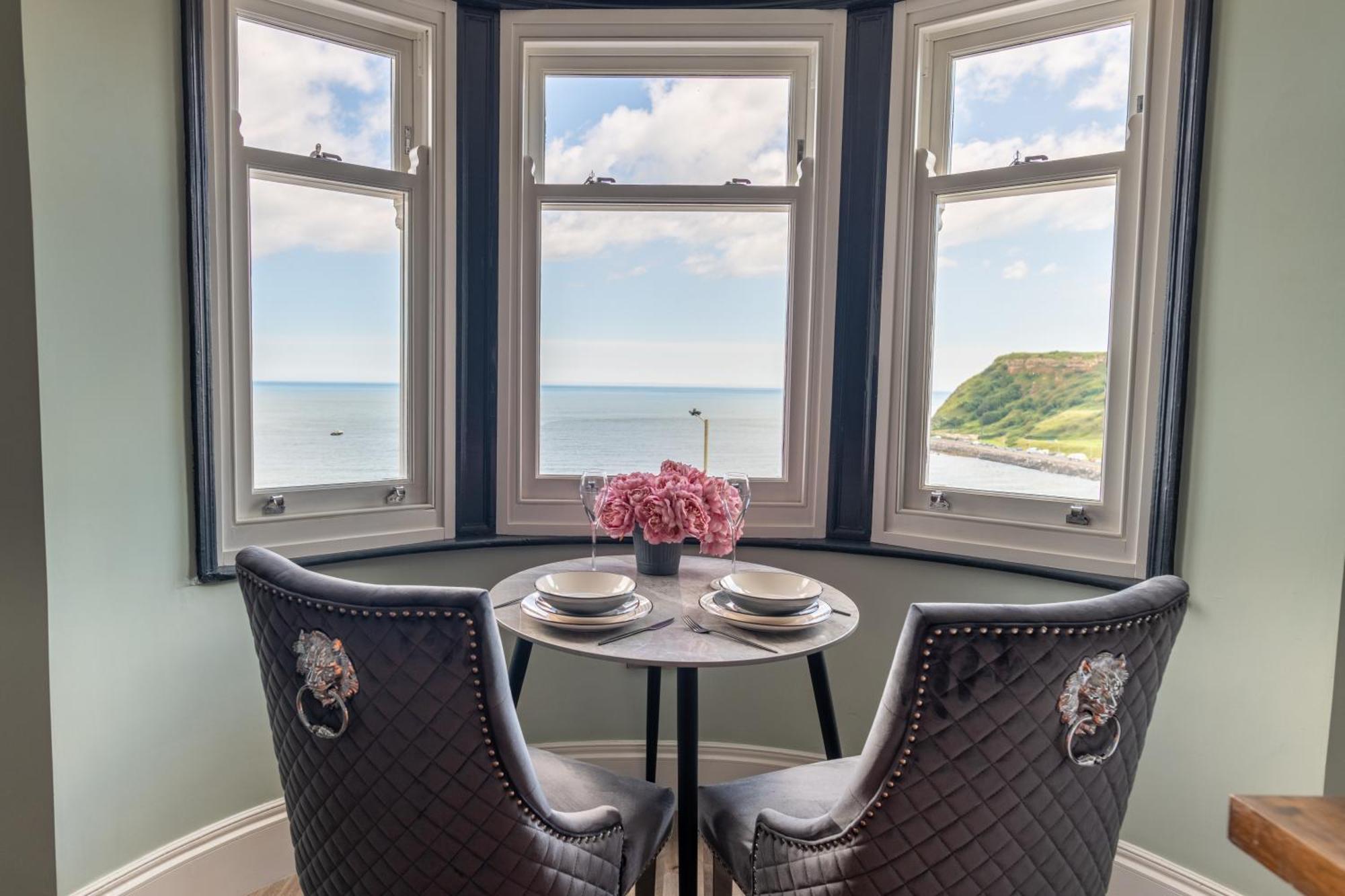 The Boat House Luxury Apartment Scarborough