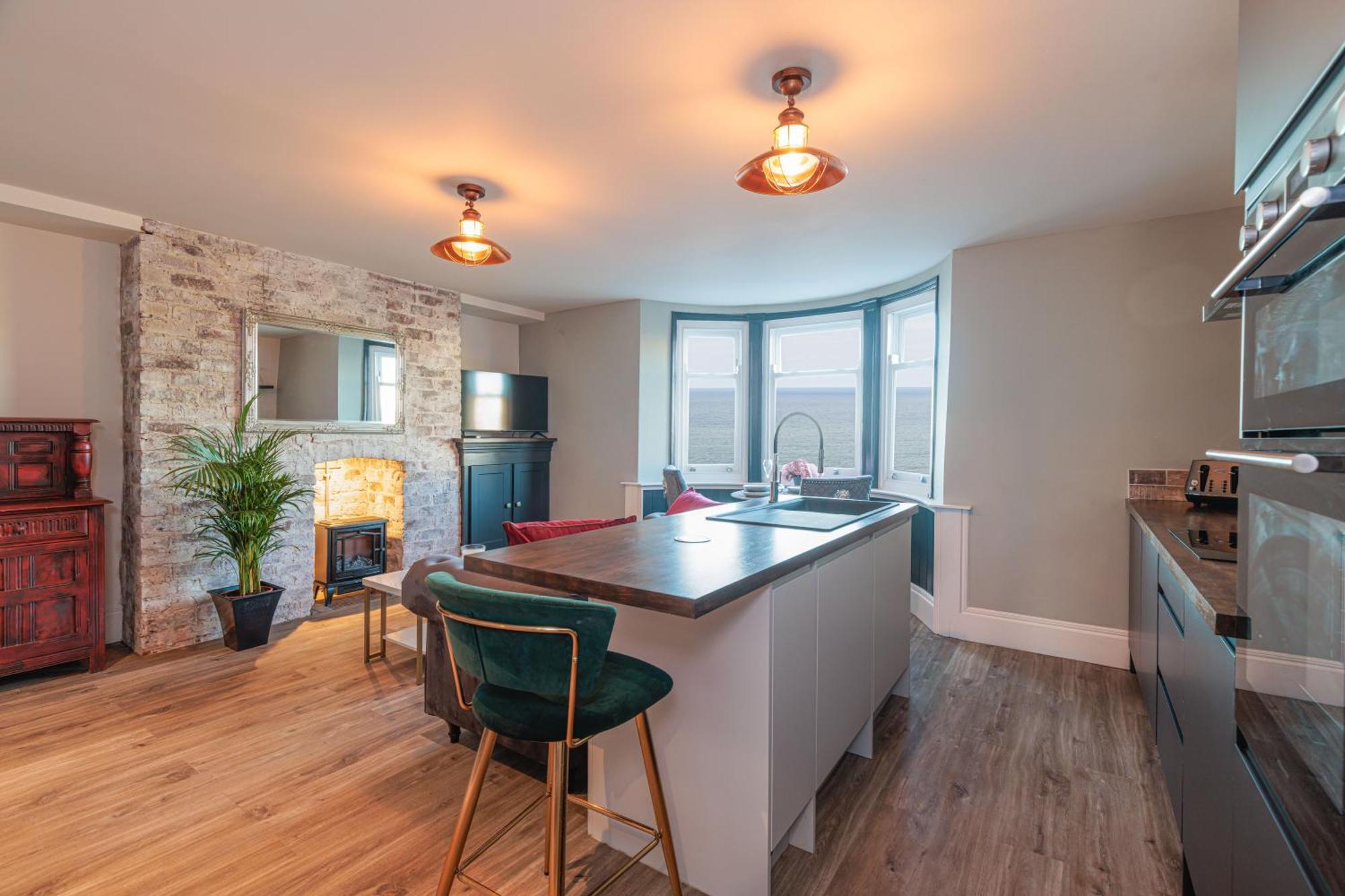 The Boat House Luxury Apartment