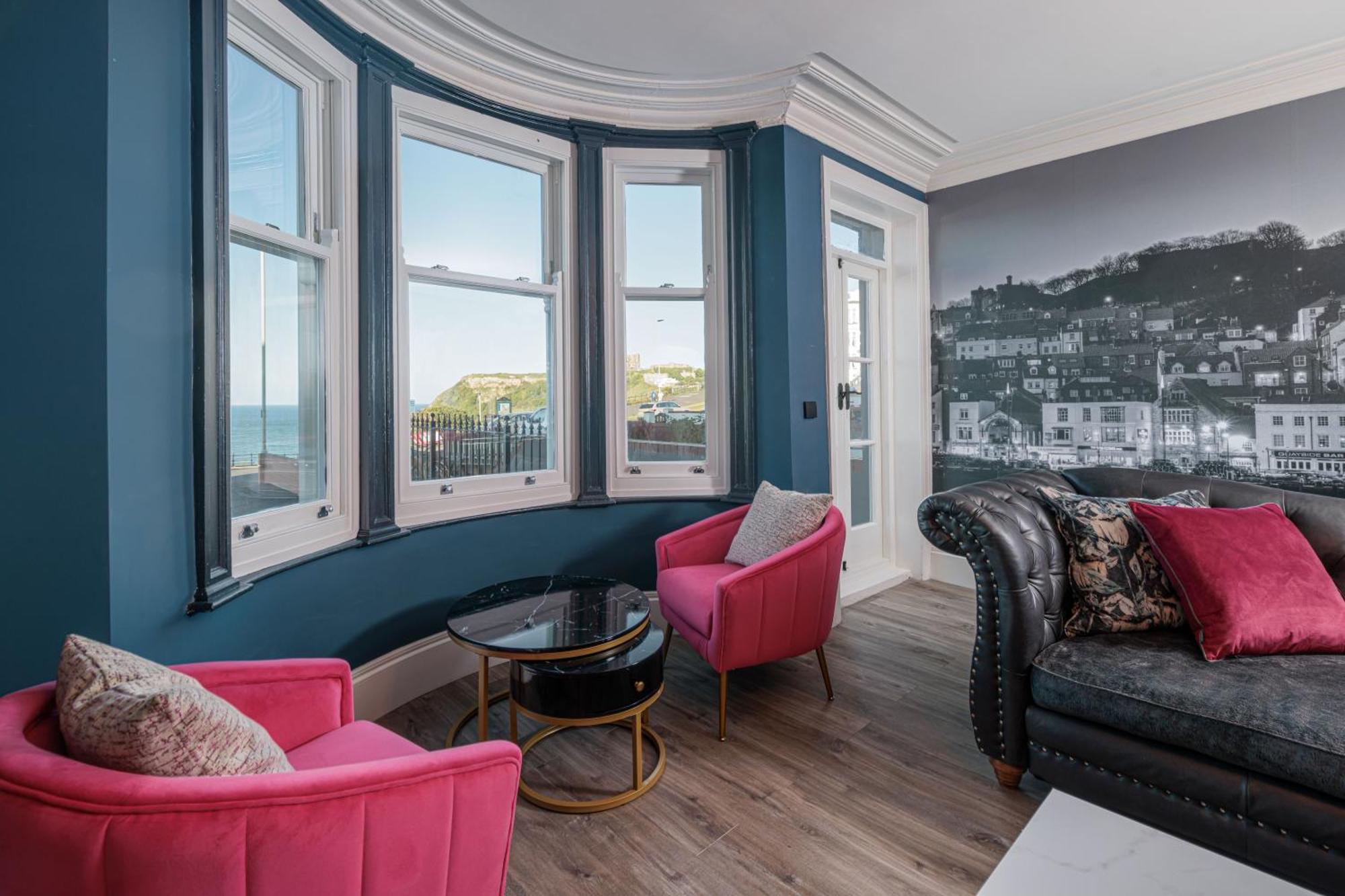The Boat House Luxury Apartment