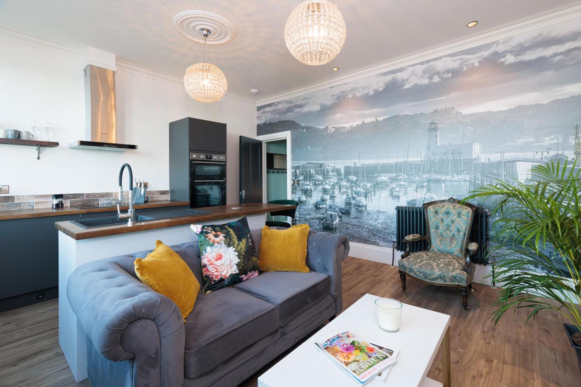 The Boat House Luxury Apartment