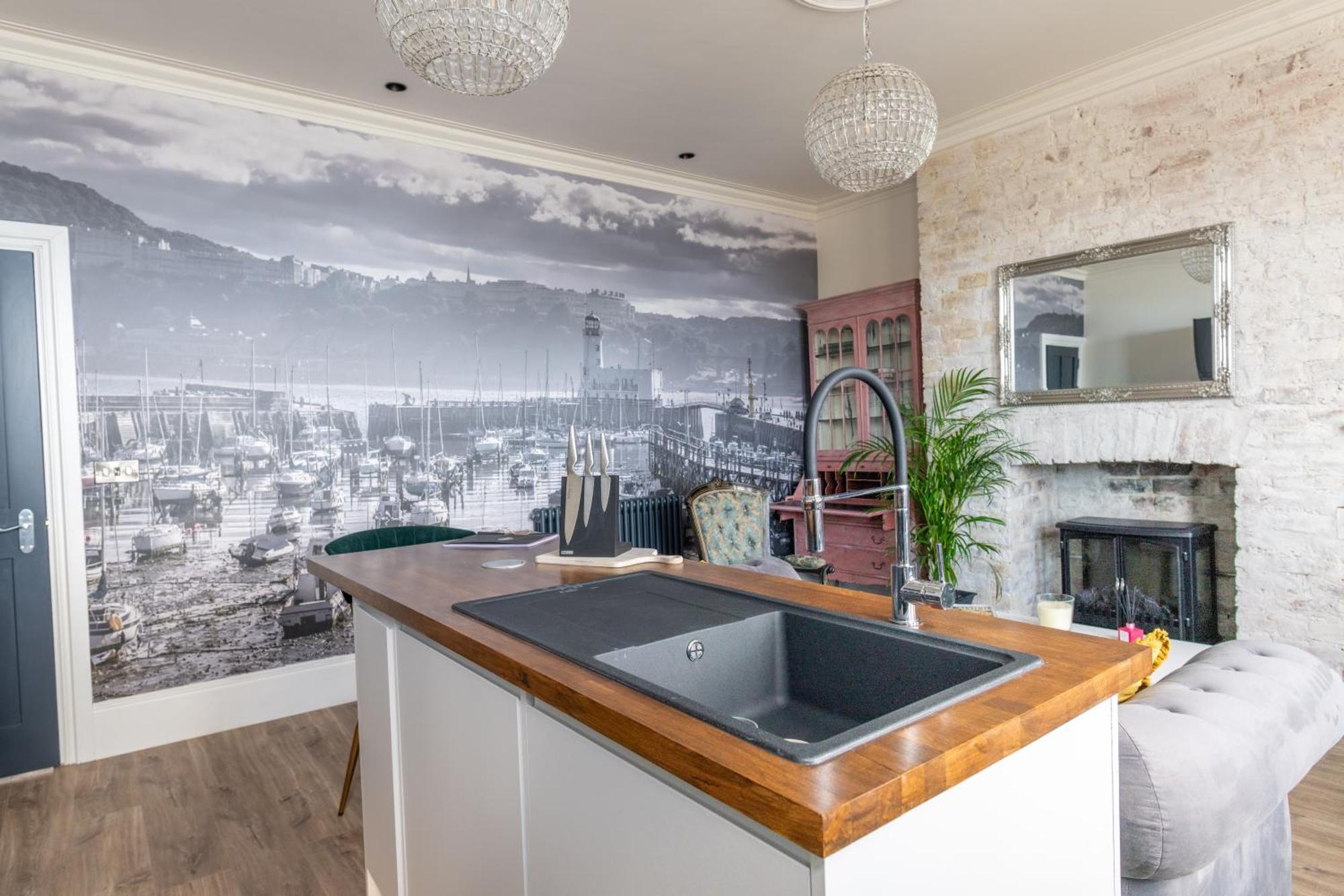The Boat House Luxury Apartment Scarborough